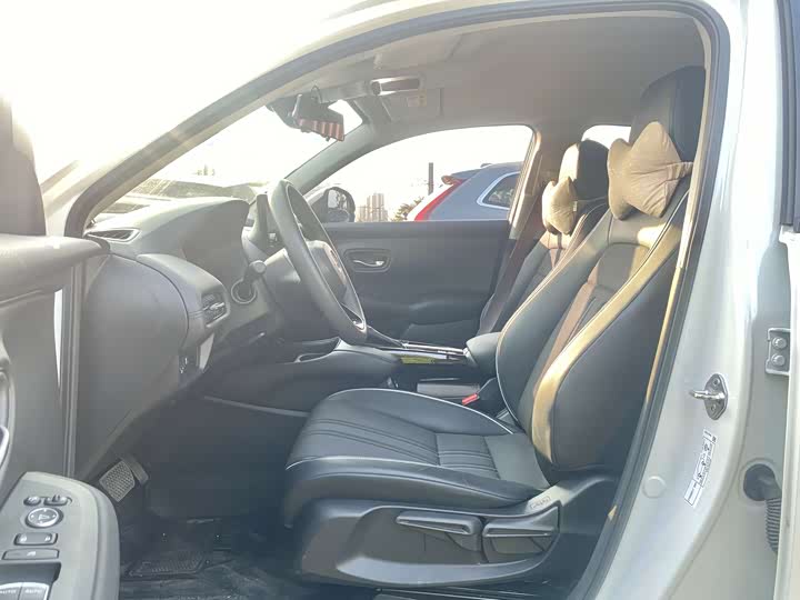 Фото 5 - Honda HR-V