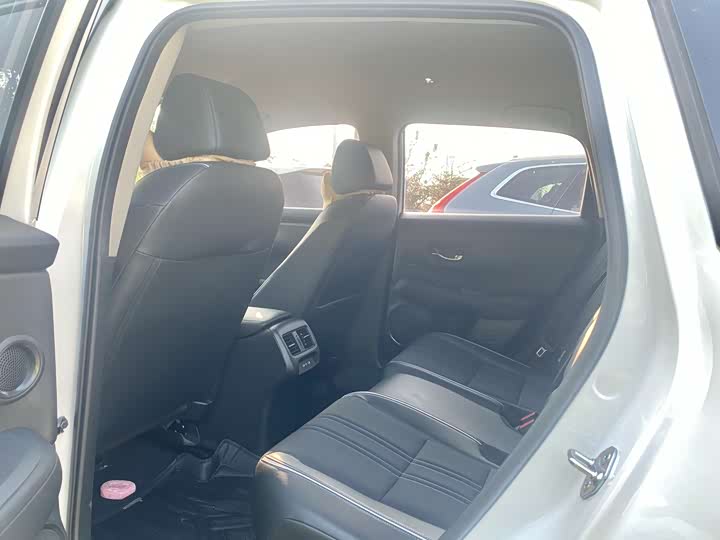 Фото 6 - Honda HR-V