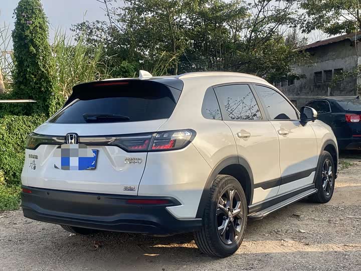 Фото 9 - Honda HR-V