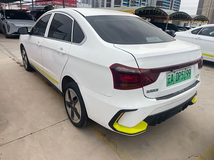 Фото 7 - Dongfeng Aeolus E70