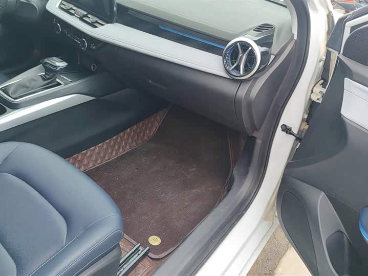 Фото 8 - Chevrolet Monza