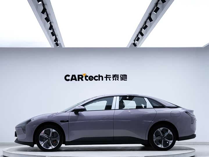 Фото 8 - XPeng Mona M03