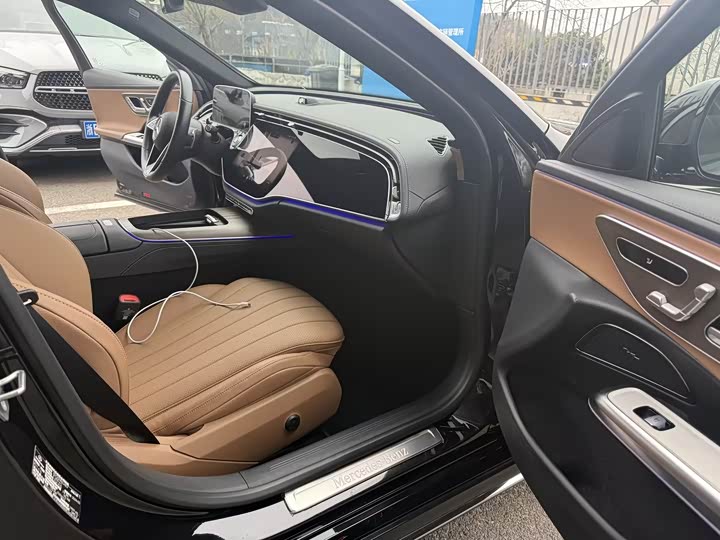 Фото 5 - Mercedes-Benz E-Class Hybrid