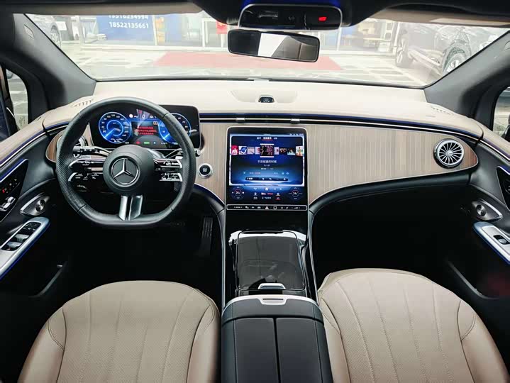 Фото 4 - Mercedes-Benz EQE SUV