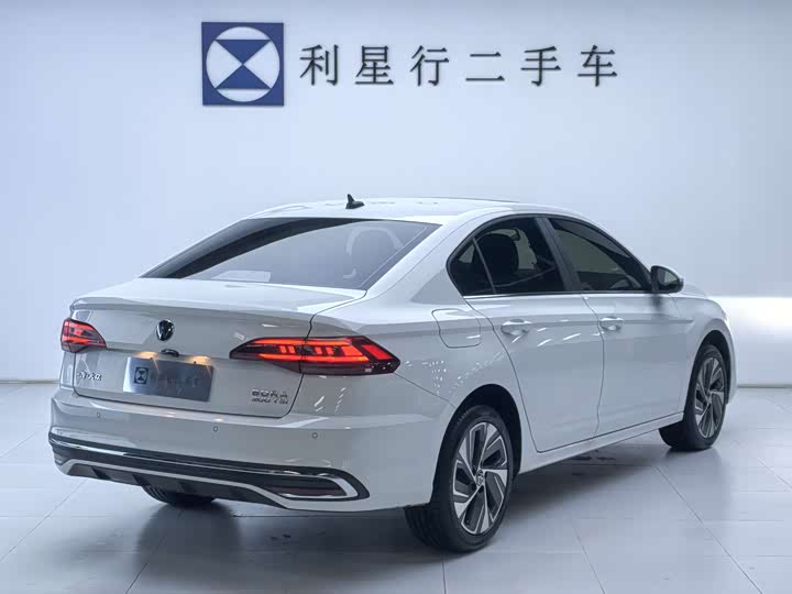 Фото 3 - Volkswagen Bora