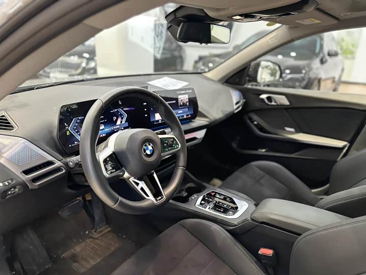 Фото 9 - BMW 2 Series