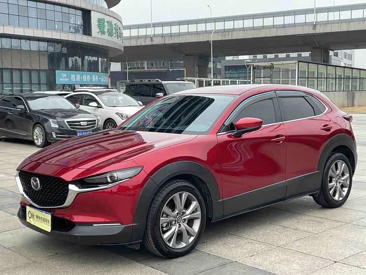 Фото 1 - Mazda CX-30