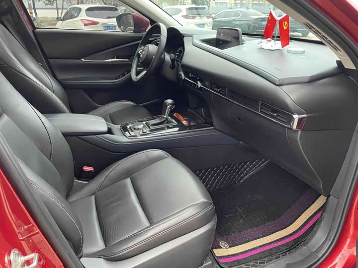 Фото 5 - Mazda CX-30