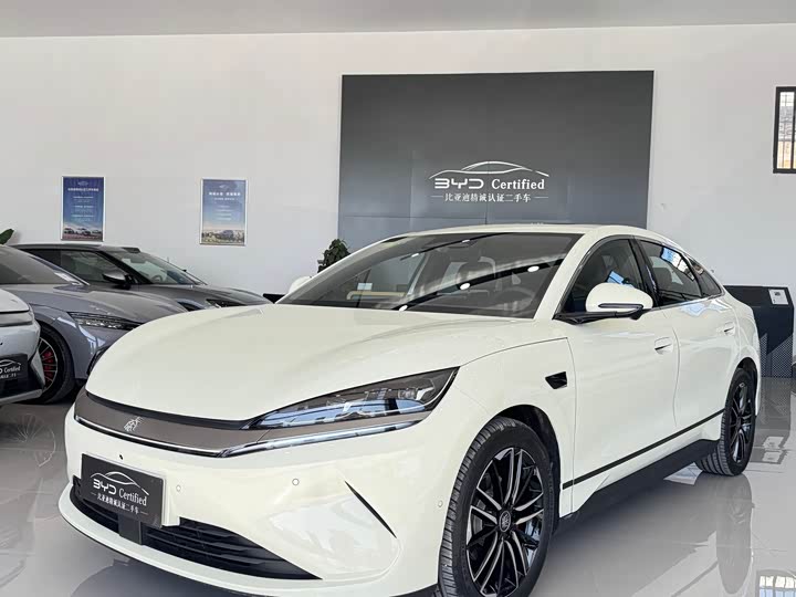 Фото 1 - BYD Qin L