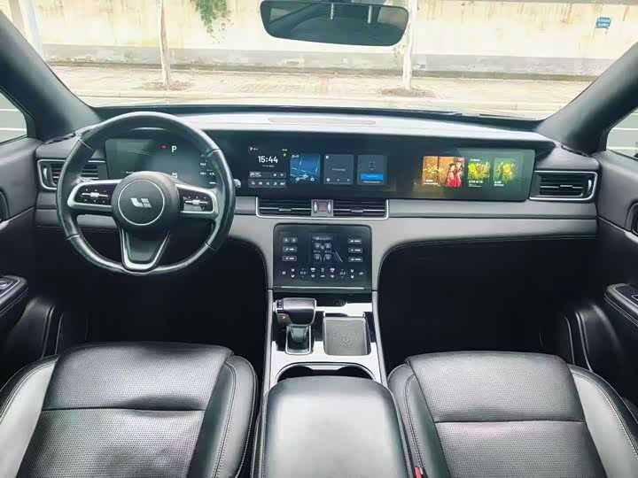 Фото 6 - LiXiang One