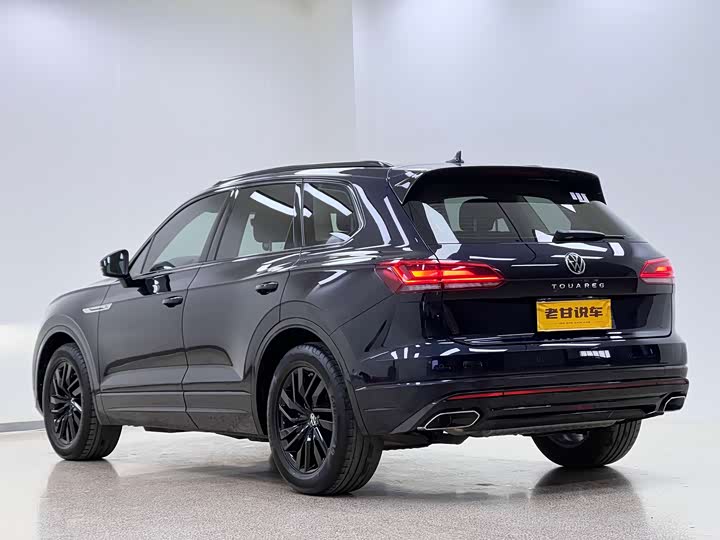 Фото 5 - Volkswagen Touareg