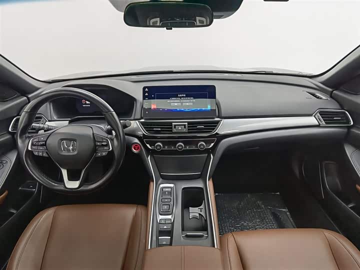 Фото 5 - Honda Inspire