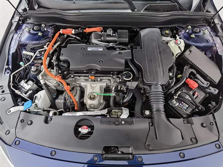 Фото 6 - Honda Inspire