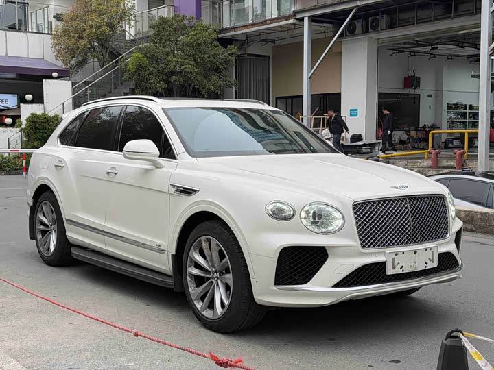 Фото 3 - Bentley Bentayga