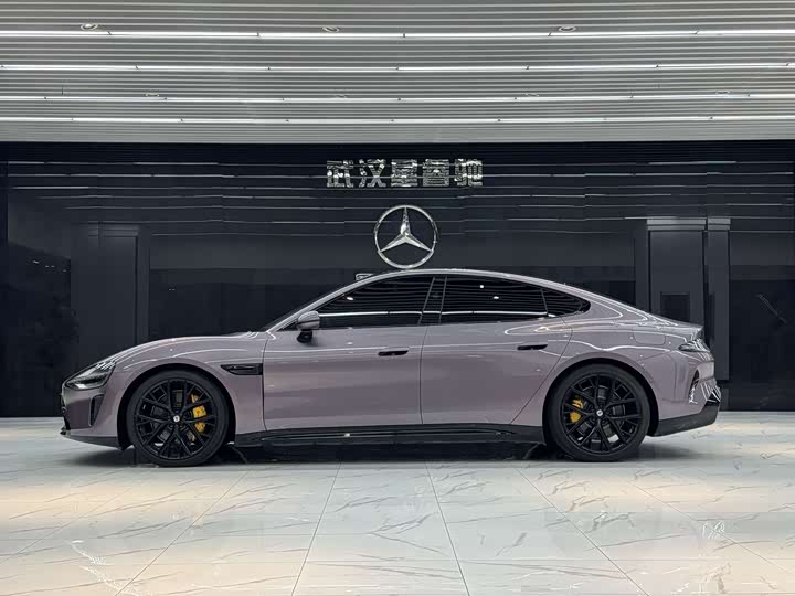 Фото 2 - Xiaomi SU7