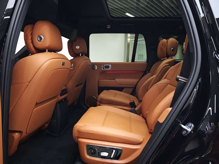 Фото 8 - LiXiang L9