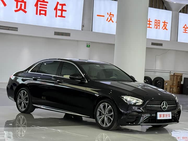 Photo 3 - Mercedes-Benz E-Class