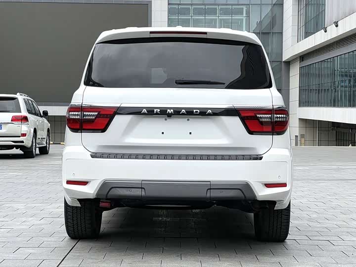 Фото 4 - Nissan Armada