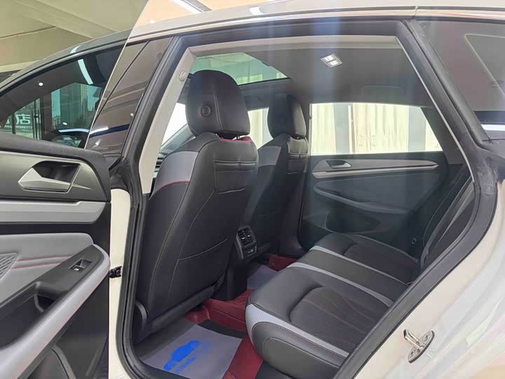 Фото 8 - Volkswagen Lamando L