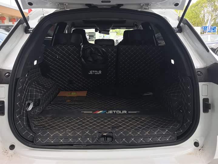 Фото 4 - Jetour Dashing