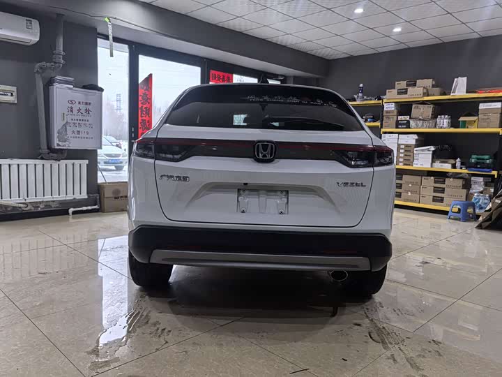 Фото 6 - Honda Vezel