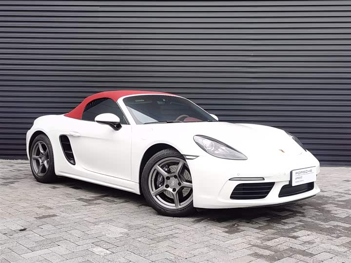 Photo 9 - Porsche 718