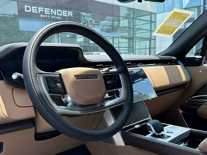 Photo 9 - Land Rover Range Rover