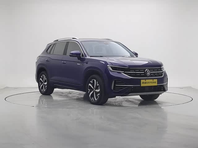 Фото 3 - Volkswagen Tayron GTE Hybrid