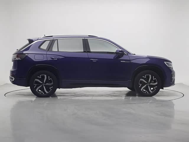 Фото 8 - Volkswagen Tayron GTE Hybrid