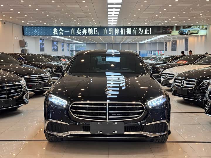 Photo 2 - Mercedes-Benz E-Class