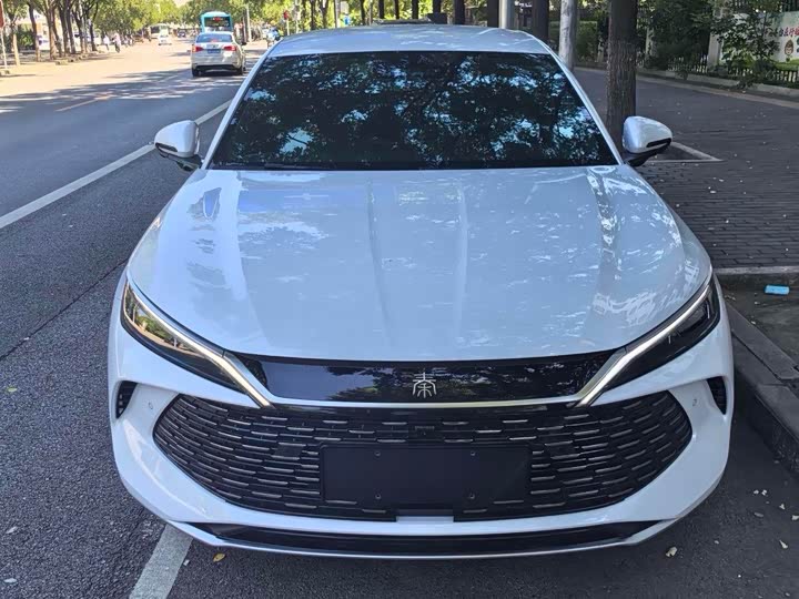 Фото 2 - BYD Qin L