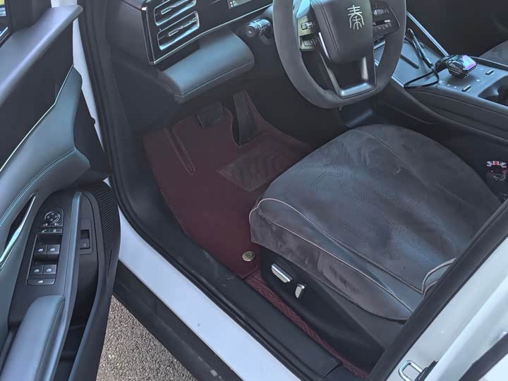 Фото 6 - BYD Qin L