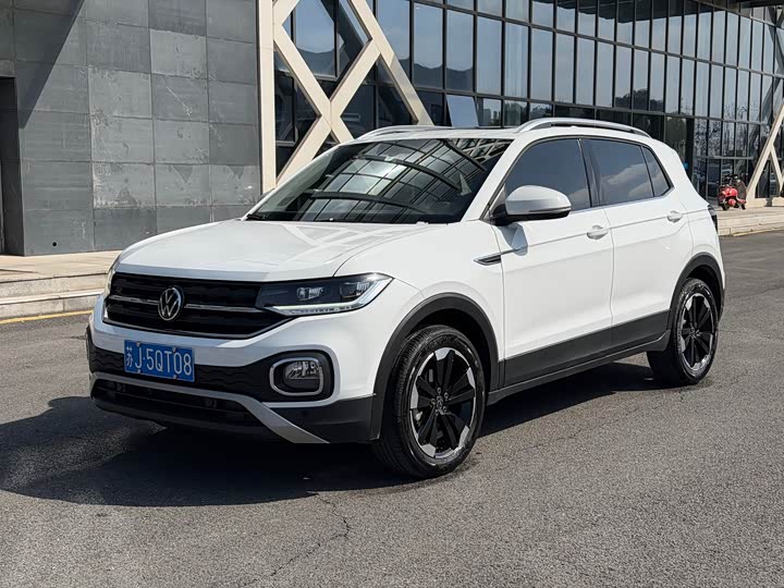 Фото 1 - Volkswagen Tacqua