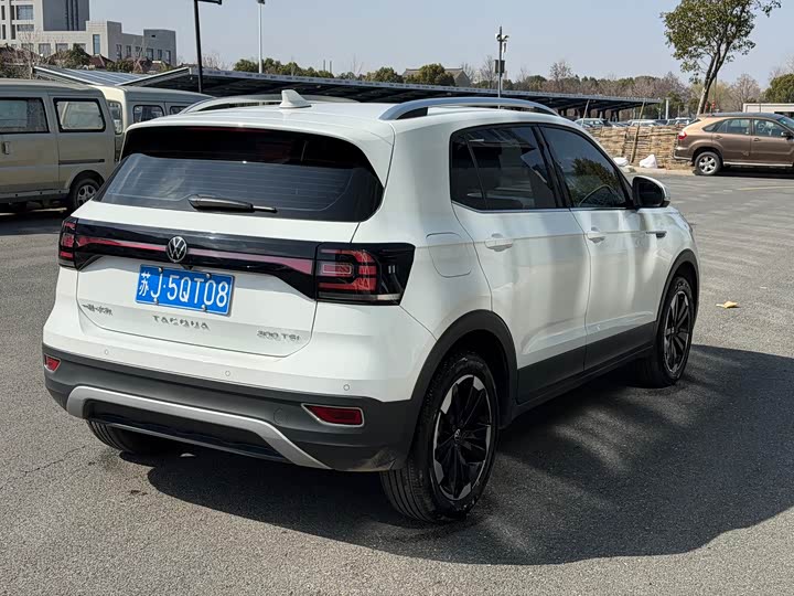 Фото 5 - Volkswagen Tacqua