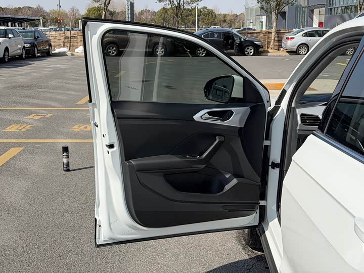 Фото 8 - Volkswagen Tacqua