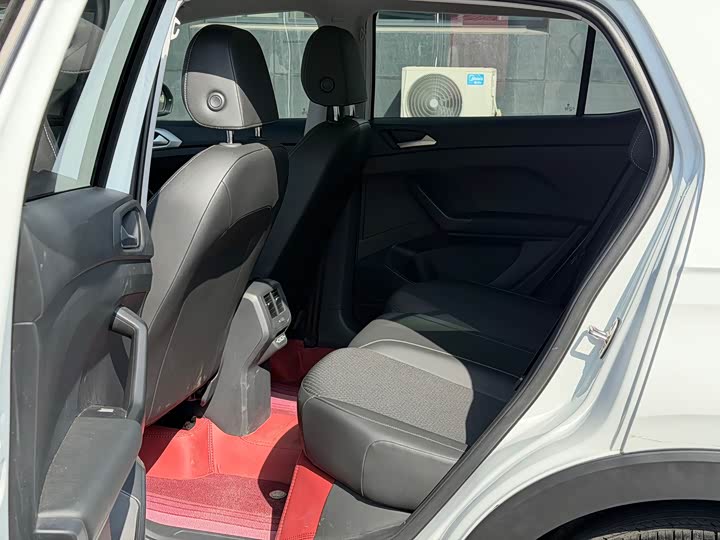 Фото 9 - Volkswagen Tacqua