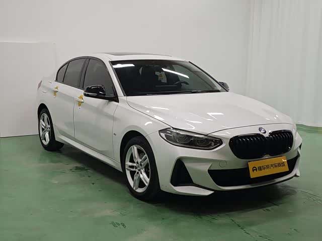 Фото 3 - BMW 1 Series