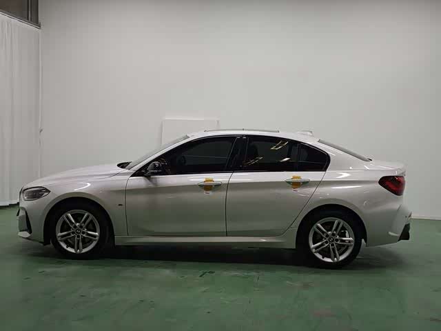 Фото 4 - BMW 1 Series