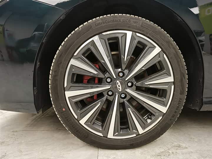 Фото 9 - Chery Arrizo 8