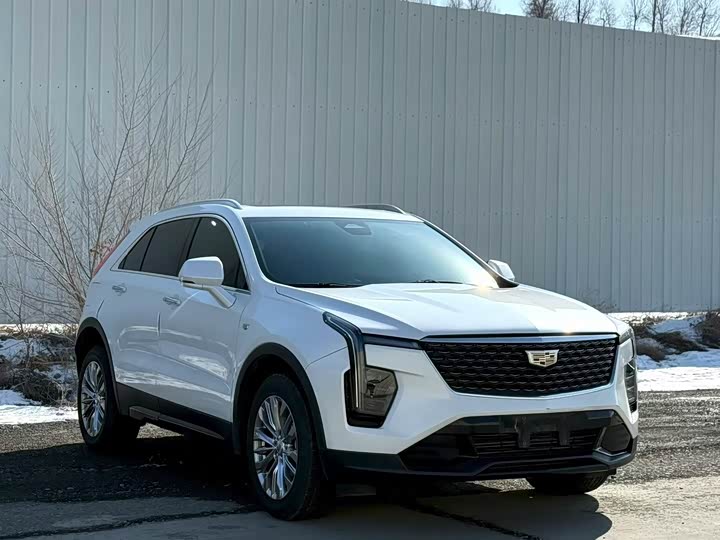 Фото 3 - Cadillac XT4