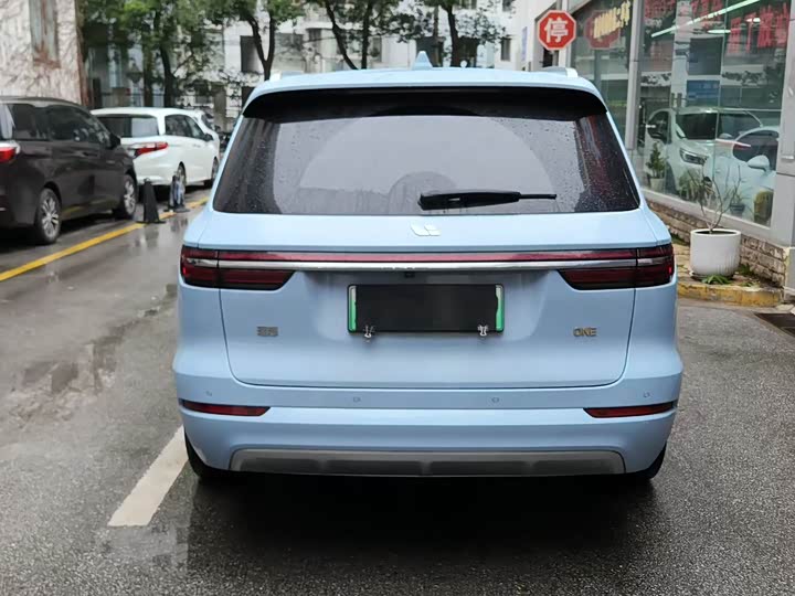 Фото 4 - LiXiang One