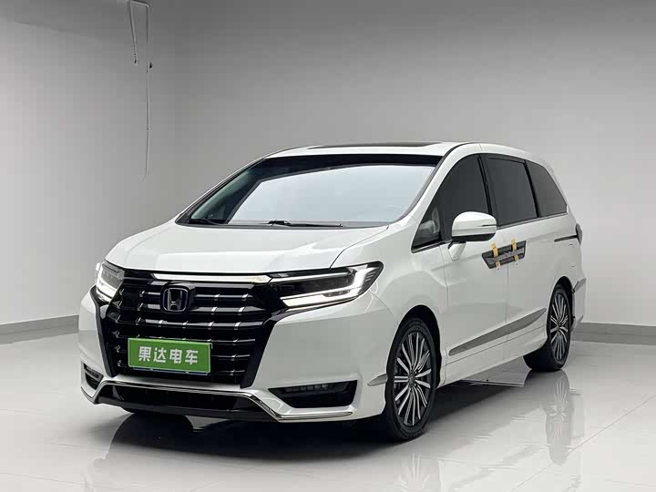 Фото 1 - Honda Elysion