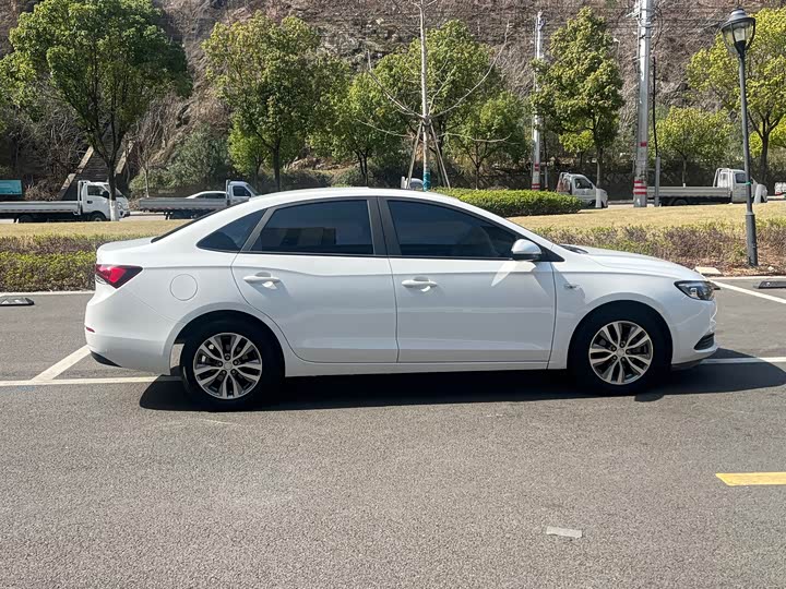 Фото 7 - Buick Excelle GT