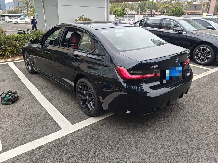 Photo 7 - BMW 3 Series