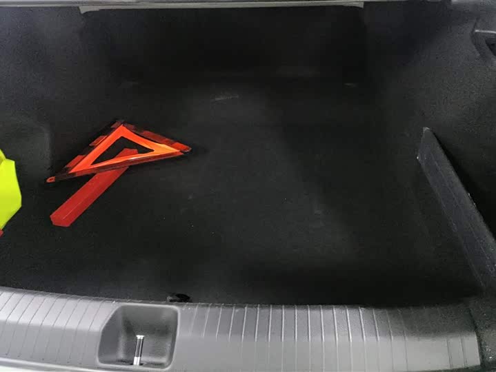 Фото 4 - Volkswagen Magotan