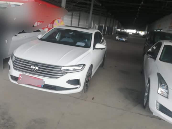 Фото 1 - Volkswagen Lavida