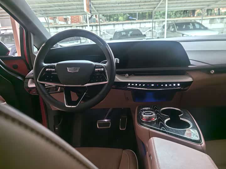 Фото 4 - Cadillac Optiq
