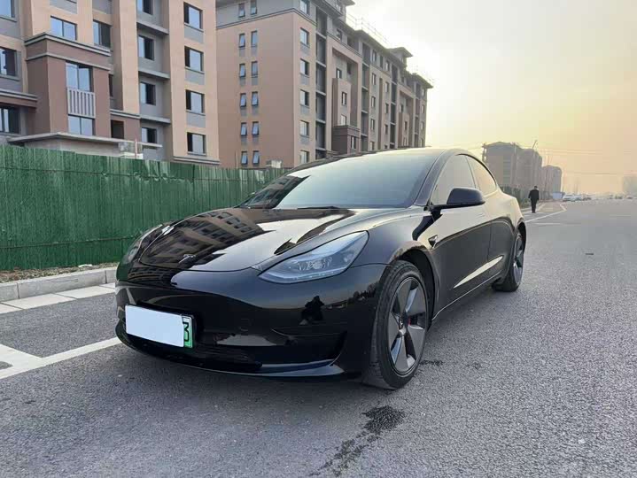 Photo 1 - Tesla Model 3