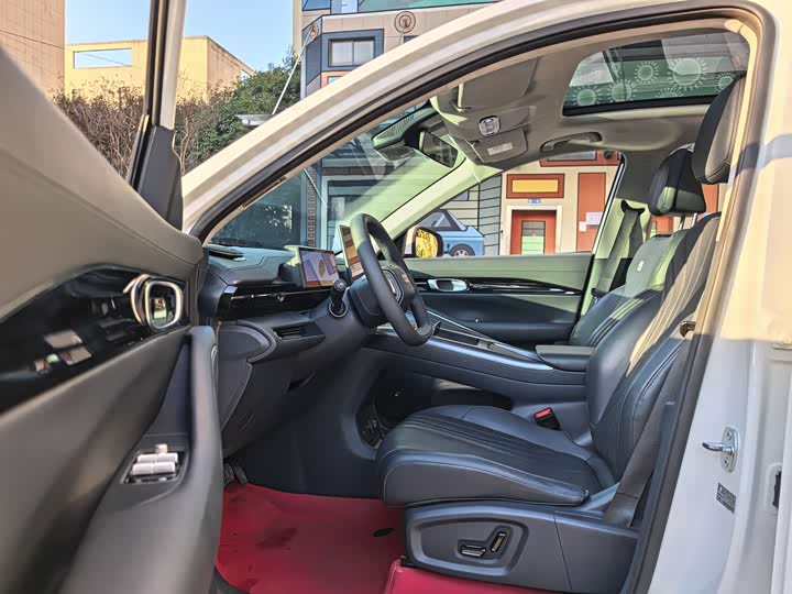 Фото 6 - Geely Galaxy E5