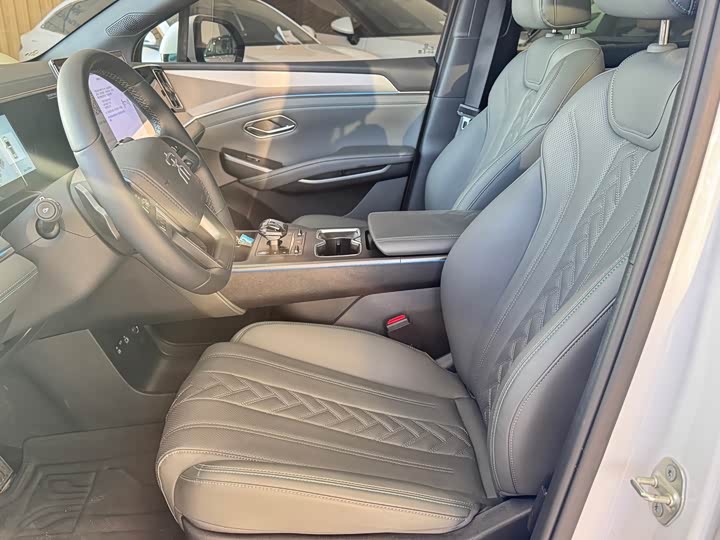 Фото 7 - BYD Song L DM-i Hybrid